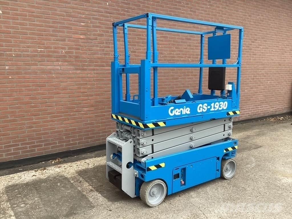 Genie GS1930 Ножничные подъемники