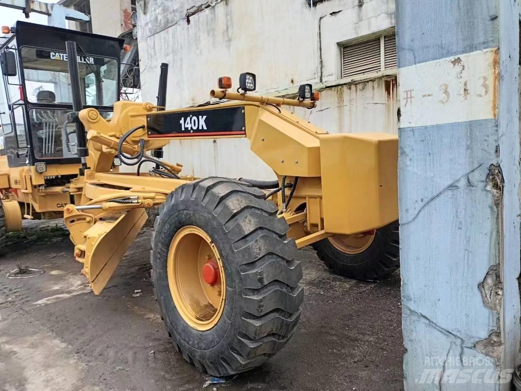 CAT 140 H Грейдеры