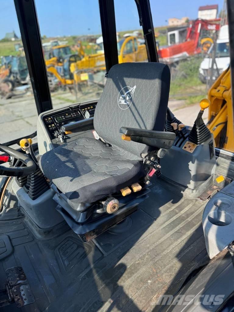 JCB 3CX Экскаваторы-погрузчики
