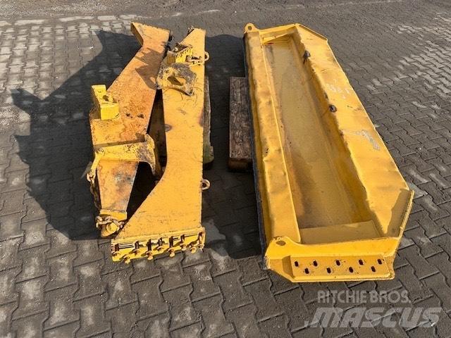 CAT 730 KLAPA Шарнирно-сочленённые самосвалы