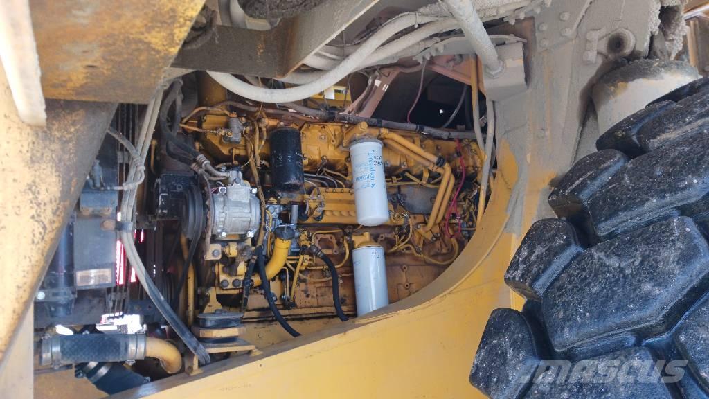Komatsu 405 Карьерные самосвалы