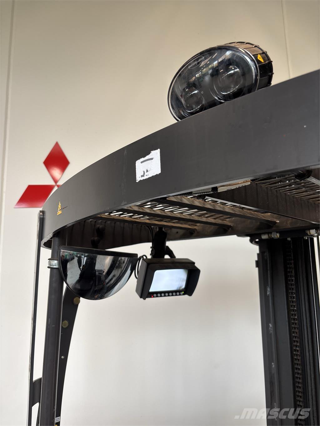 Atlet UMS160 Ричтраки