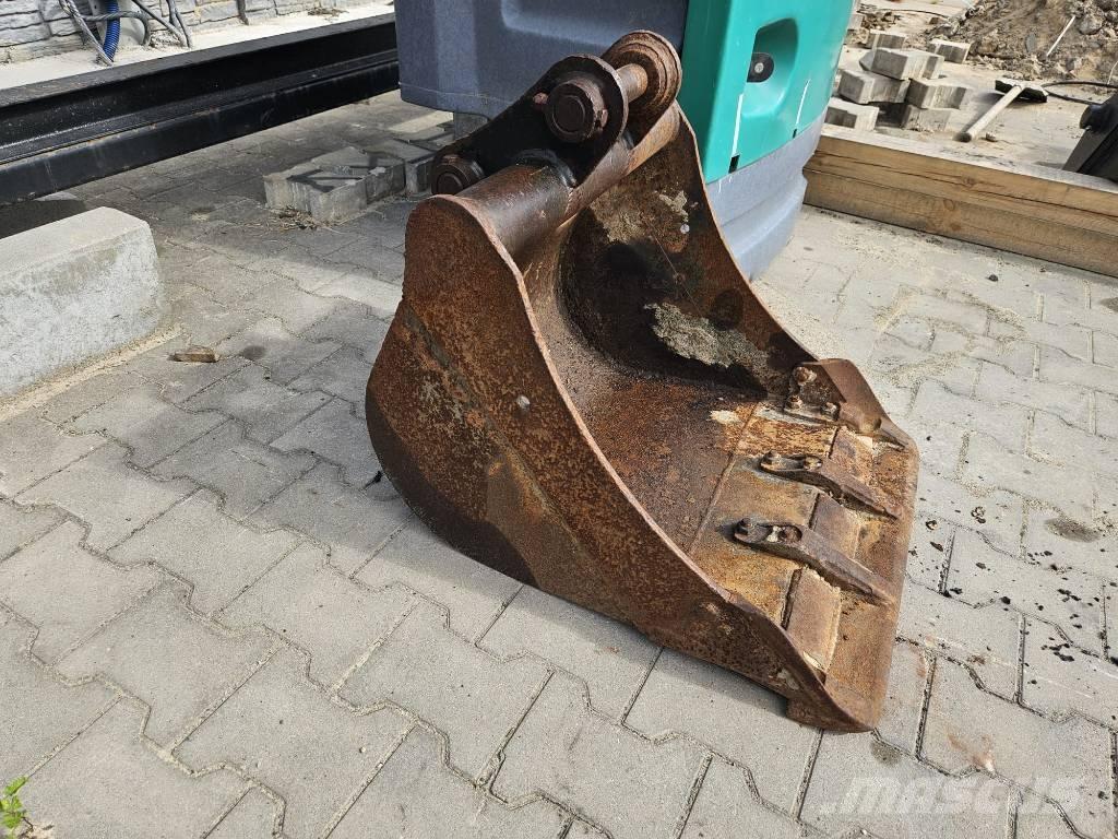 Takeuchi TB 235 Мини-экскаваторы