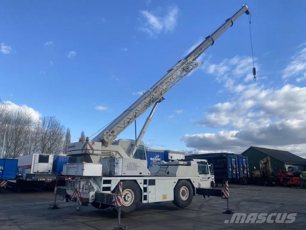 Liebherr LTM1030 Автокраны