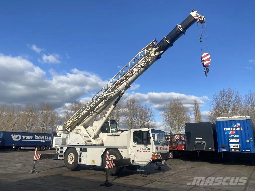 Liebherr LTM1030 Автокраны