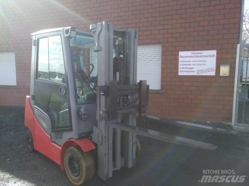 Jungheinrich TFG 320 Газовые погрузчики