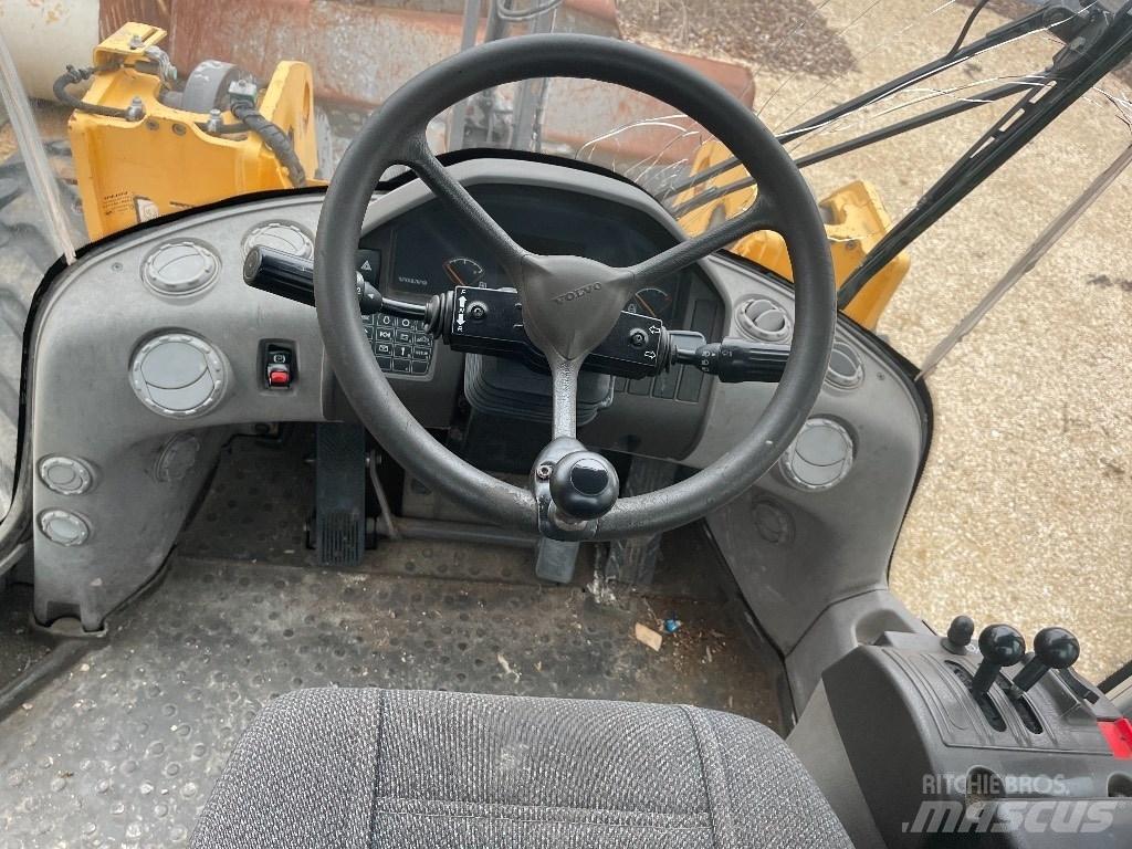 Volvo L 90 G Фронтальные погрузчики