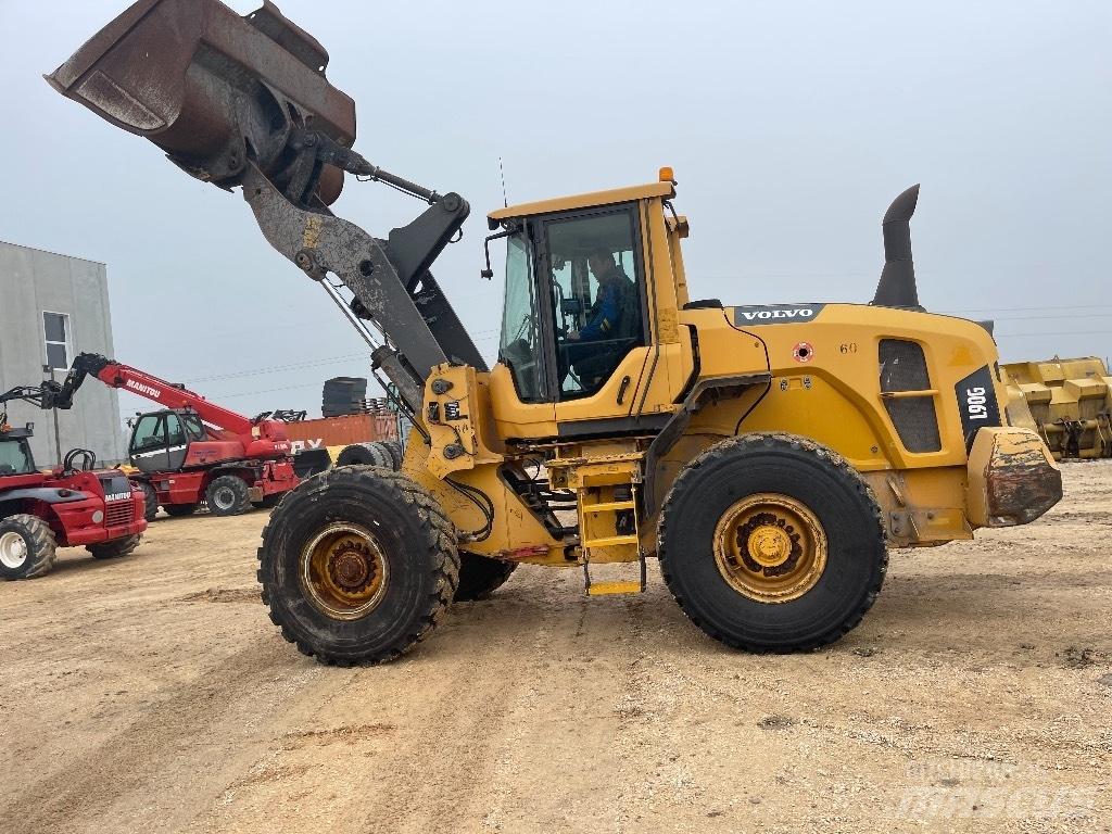 Volvo L 90 G Фронтальные погрузчики
