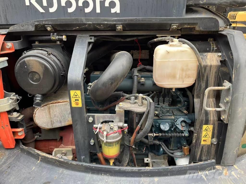 Kubota KX155-5 Гусеничные экскаваторы