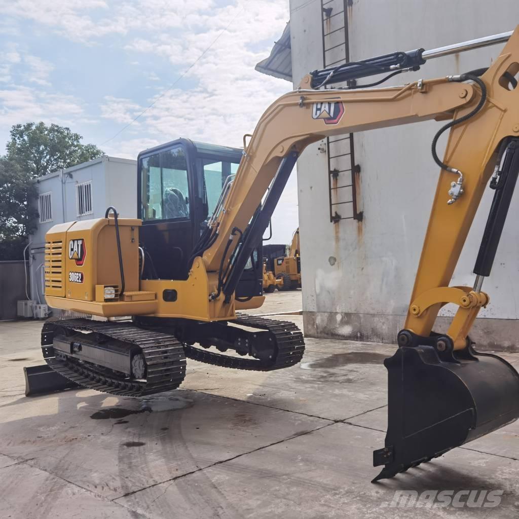 CAT 306E2 Мини-экскаваторы