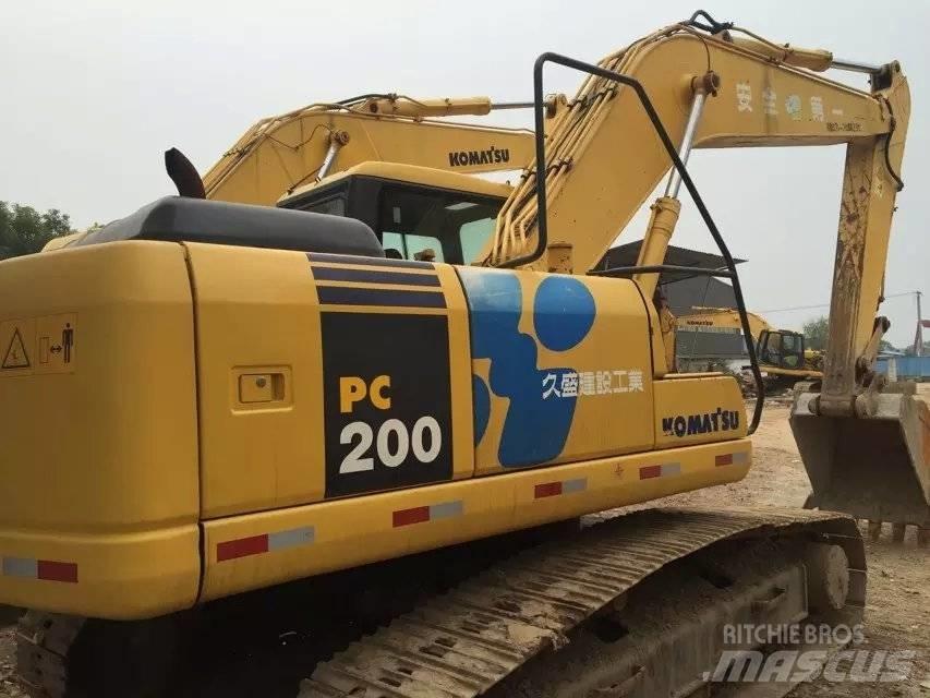 Komatsu pc200-7 Гусеничные экскаваторы