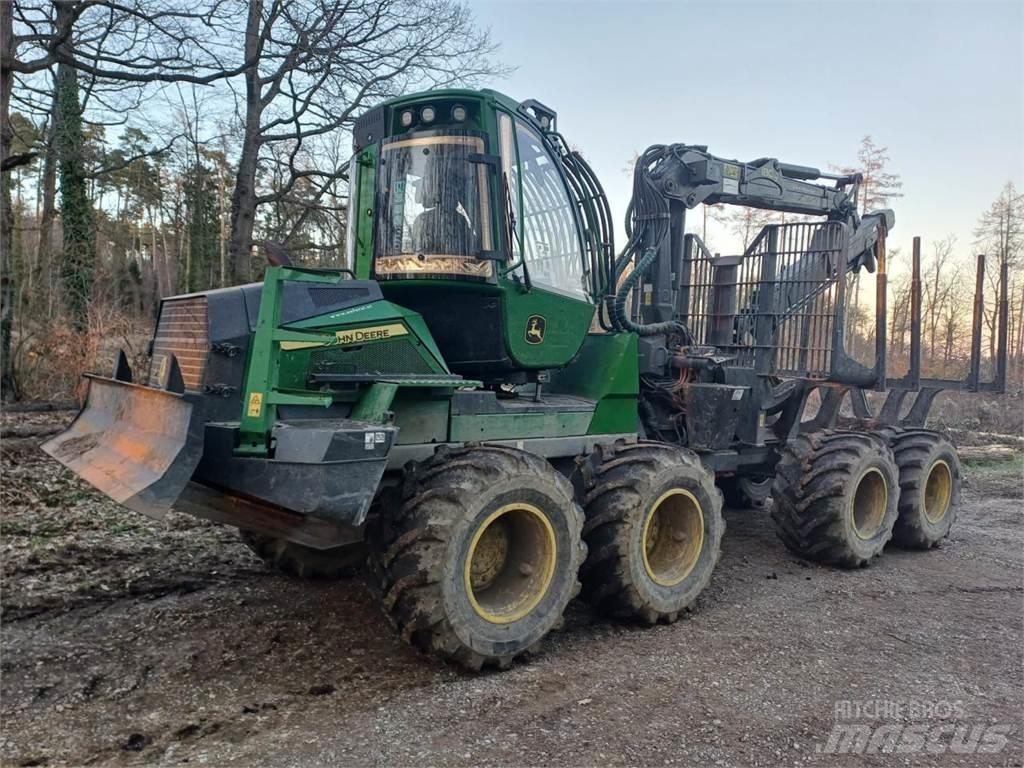 John Deere 1010 G Форвардеры