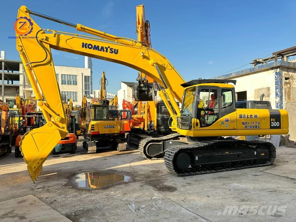 Komatsu PC 300 Гусеничные экскаваторы