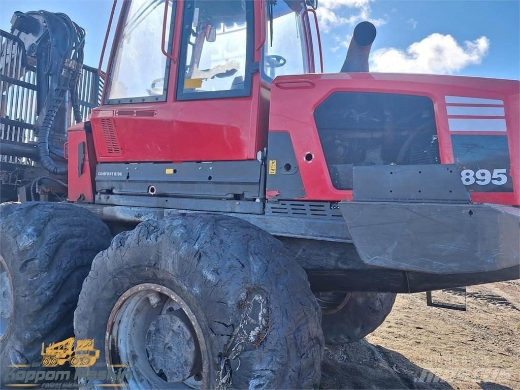 Komatsu 895 Харвестеры