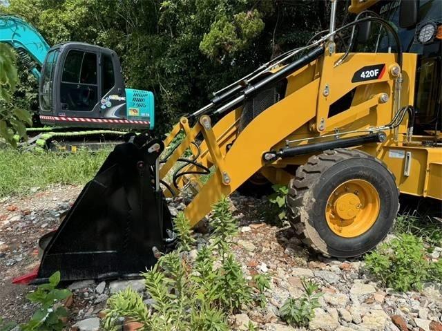 CAT 420 F Экскаваторы-погрузчики