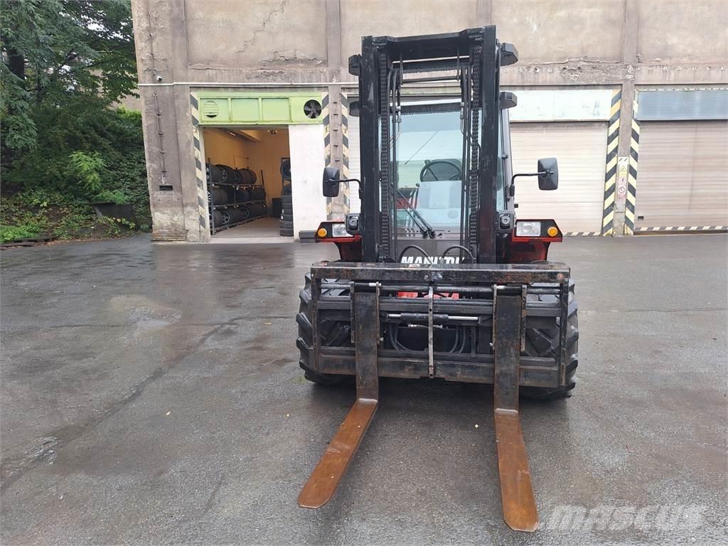 Manitou M40-2 S4 Строительная техника - Другие