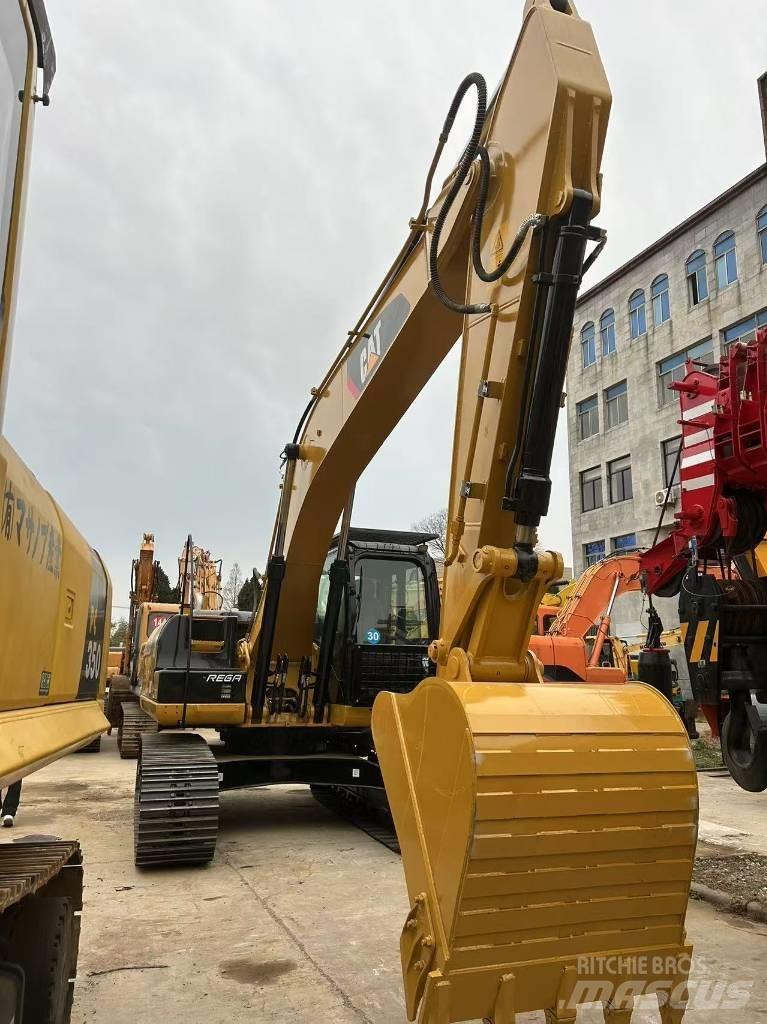 CAT 320 D Гусеничные экскаваторы