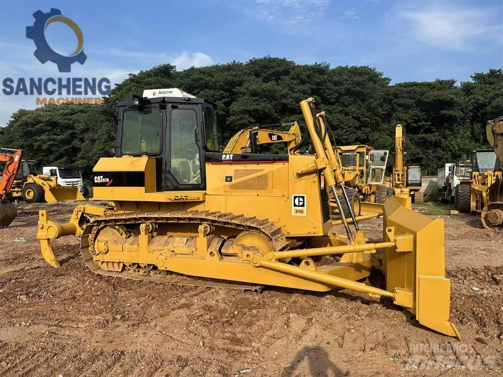 CAT D7G Гусеничные бульдозеры