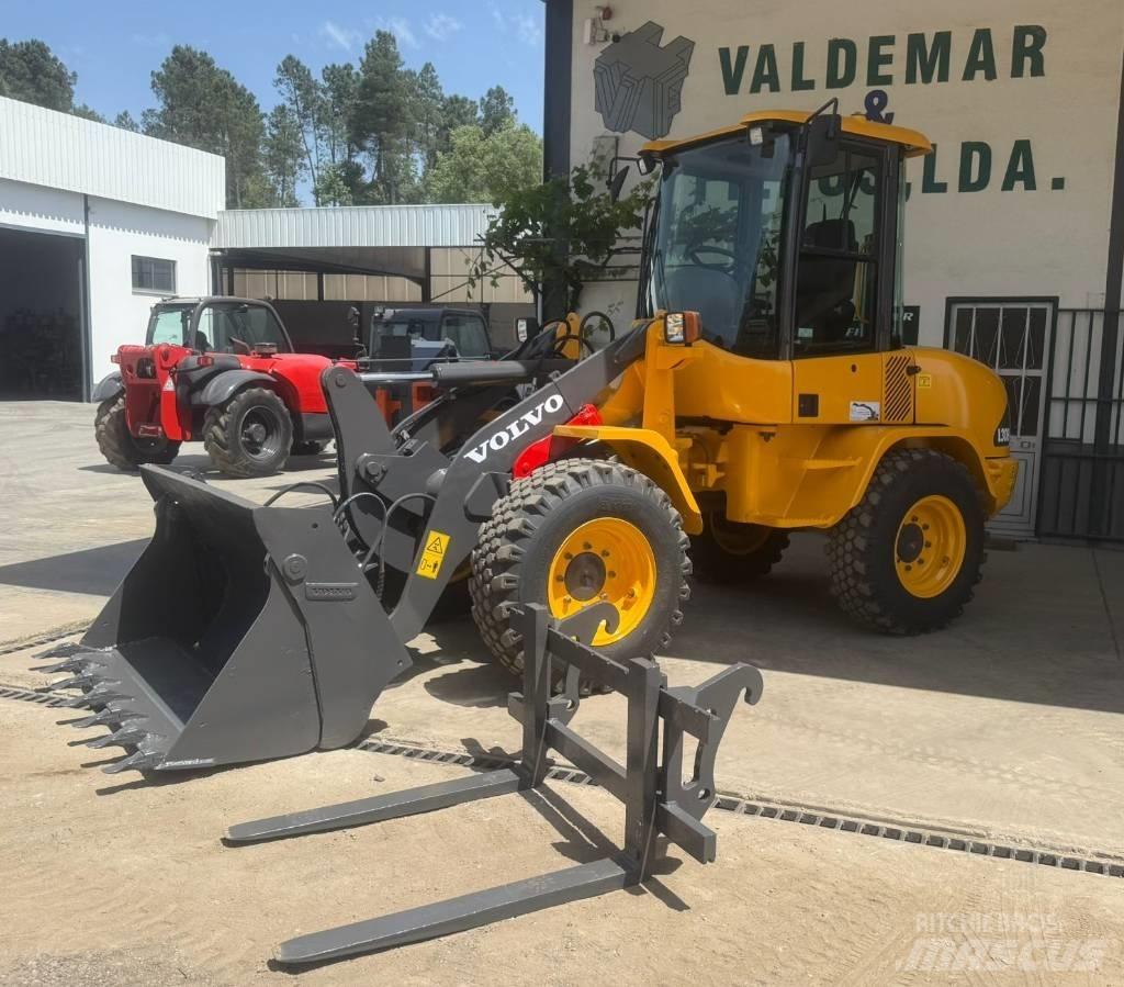Volvo L 30 B, L30 Фронтальные погрузчики
