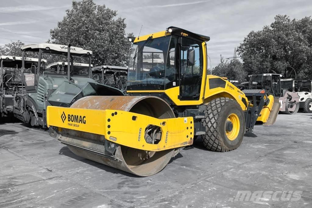 Bomag BW 213 D-5 Грунтовые катки