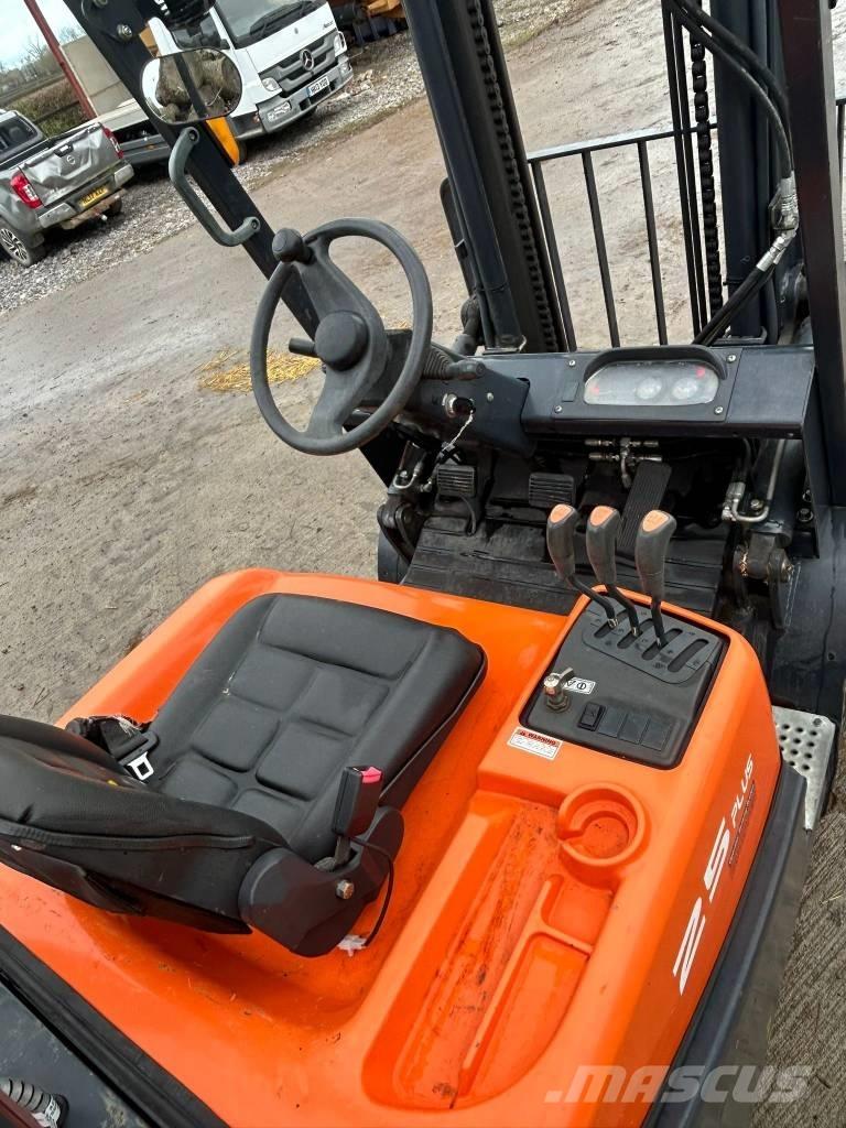 Doosan G 25 GP Plus Газовые погрузчики