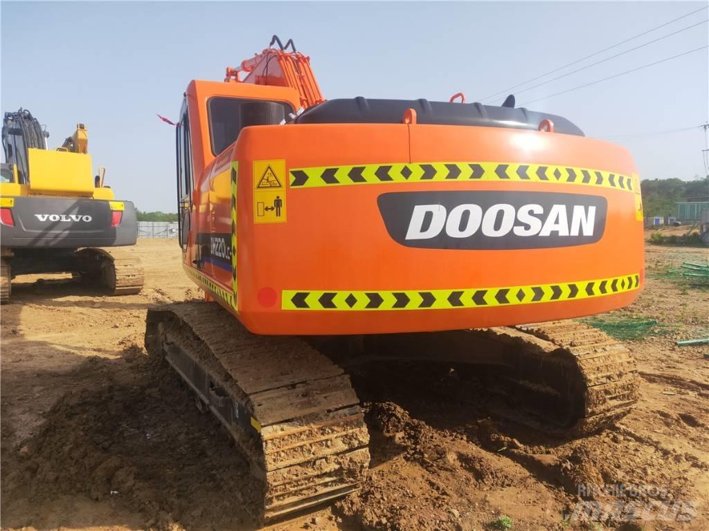 Doosan DH 220 LC-7 Гусеничные экскаваторы