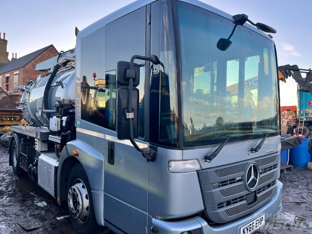 Mercedes-Benz Econic Грузовики-цистерны
