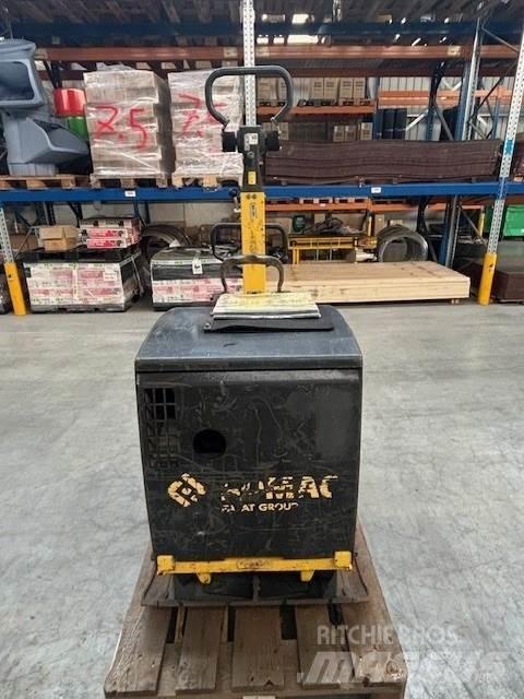 Bomag BPR 70/70 Виброплиты и вибротрамбовки