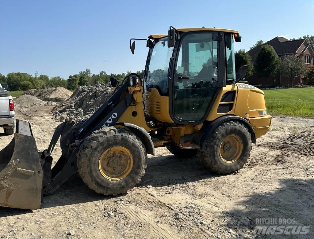 Volvo L 25 H Фронтальные погрузчики