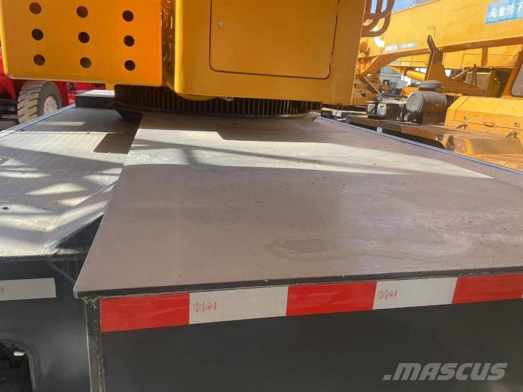 XCMG QY70K Автокраны вездеходы