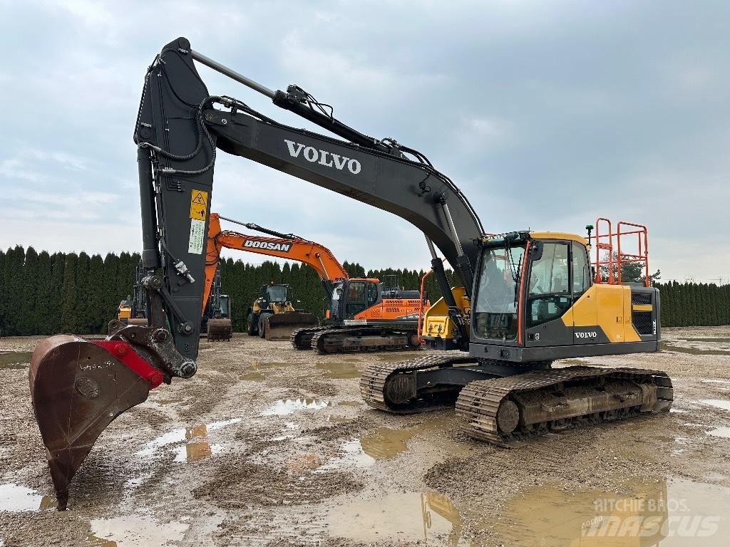 Volvo EC 220 EL Гусеничные экскаваторы
