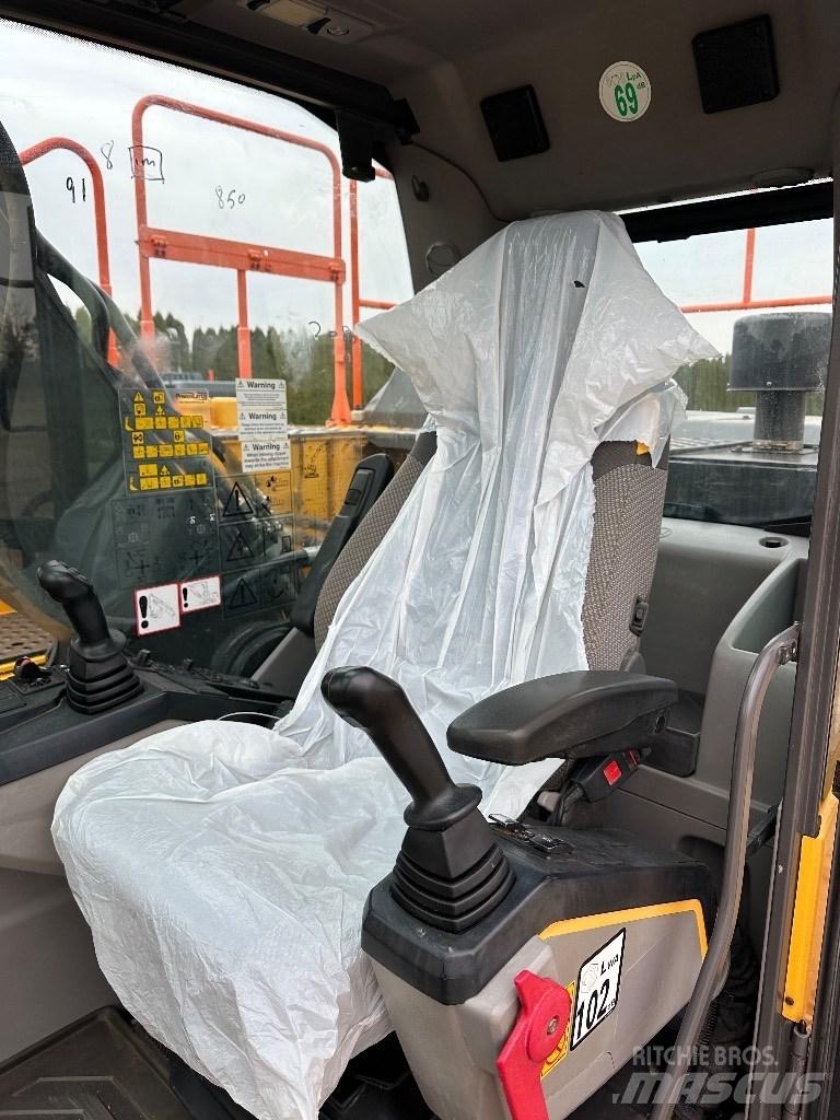 Volvo EC 220 EL Гусеничные экскаваторы