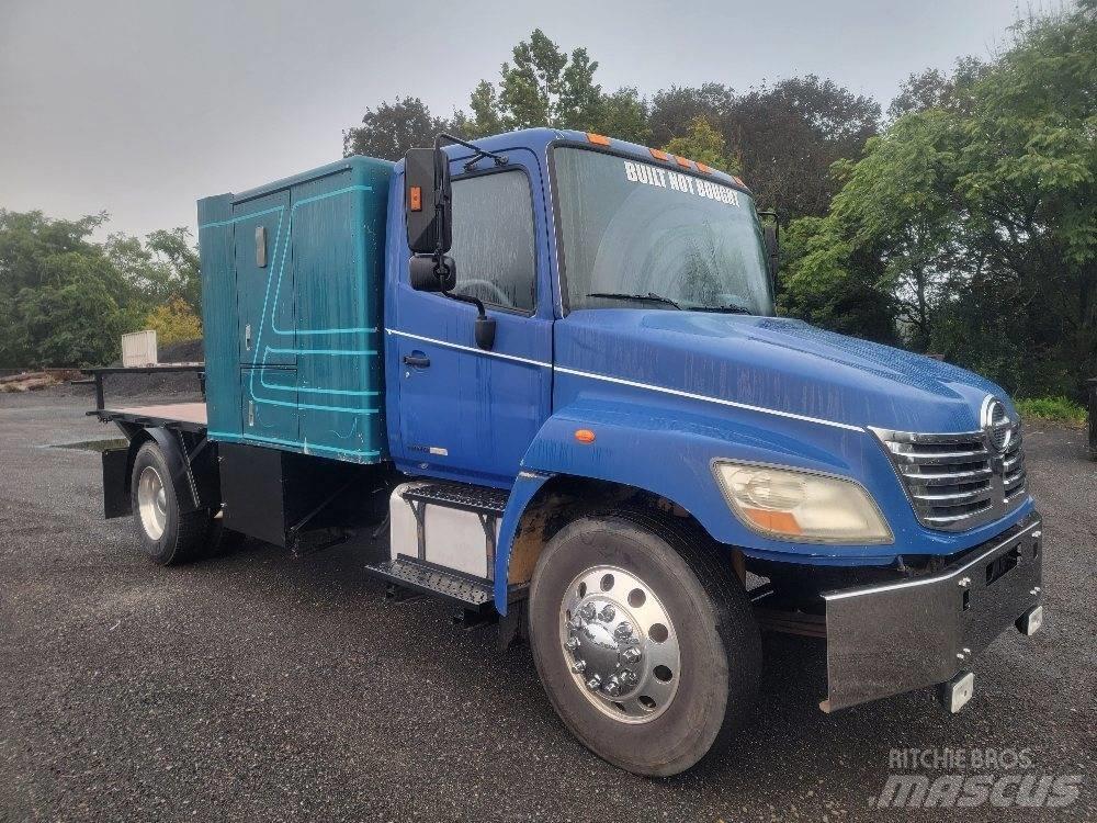 Hino 338 Грузовики-платформы/боковая разгрузка