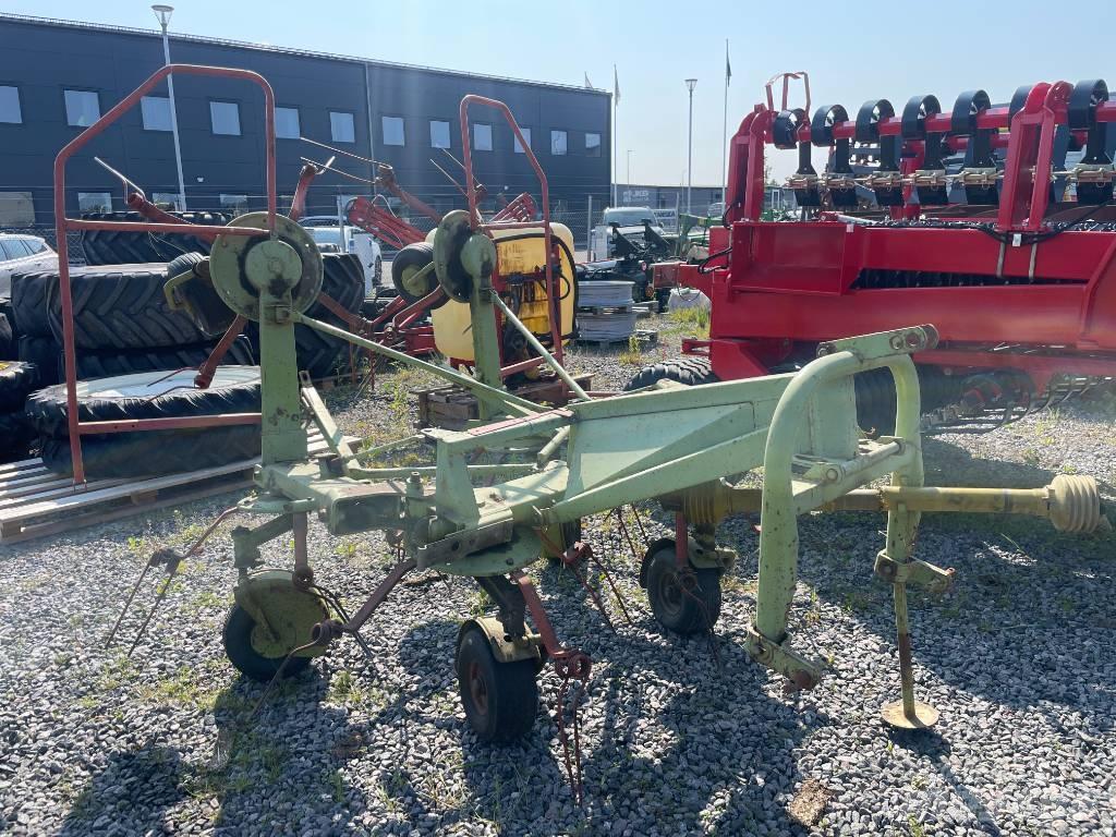 CLAAS W 600 Грабли-ворошилки