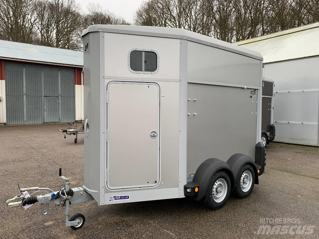 Ifor Williams HB403 Трейлеры для транспортировки животных