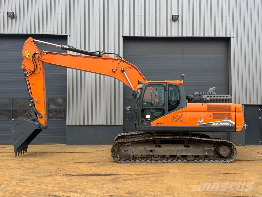 Doosan DX225LC-7 Специальные экскаваторы
