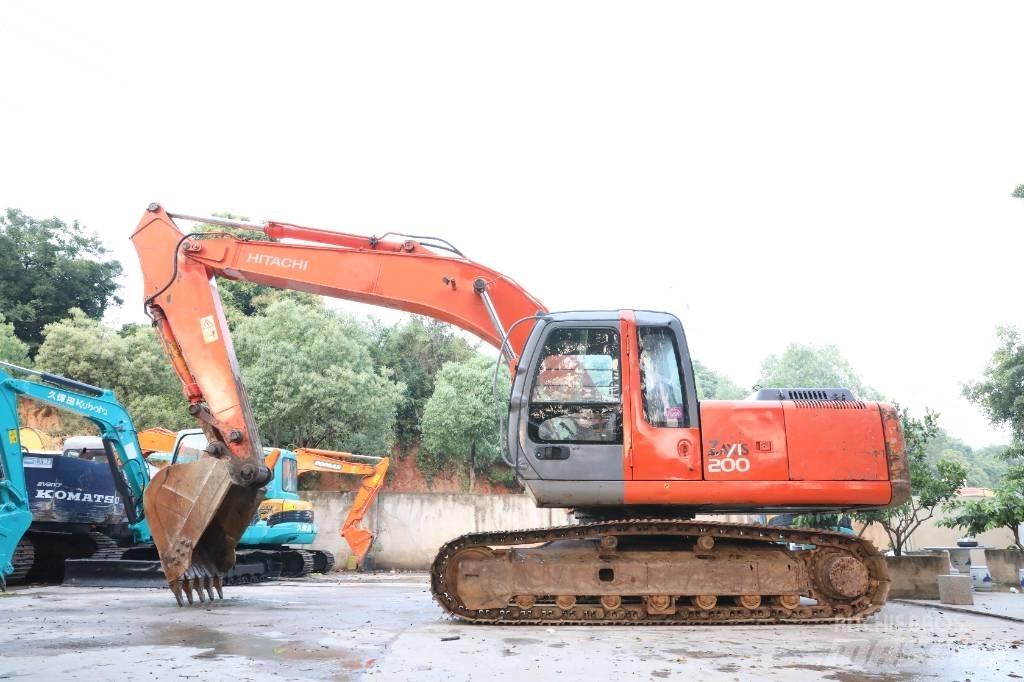 Hitachi ZX 200 LC-3 Гусеничные экскаваторы