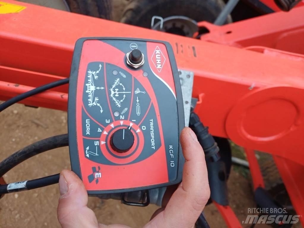 Kuhn GF 13012 Грабли-ворошилки