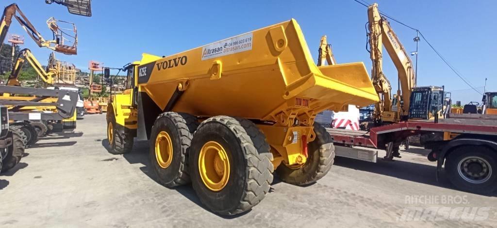 Volvo A 25 E Шарнирно-сочленённые самосвалы