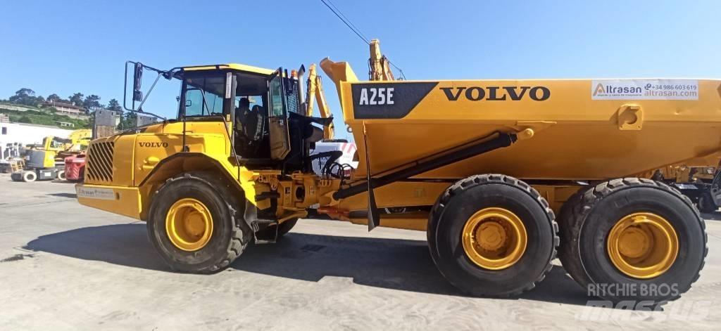 Volvo A 25 E Шарнирно-сочленённые самосвалы