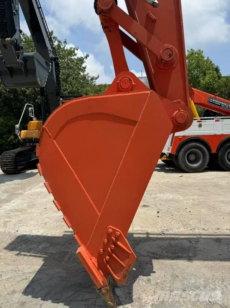 Hitachi ZX350H Гусеничные экскаваторы