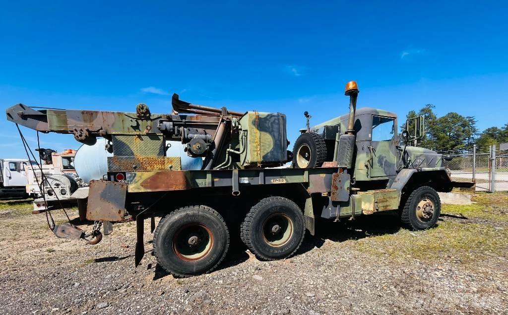 AM General M936 Грузовые эвакуаторы