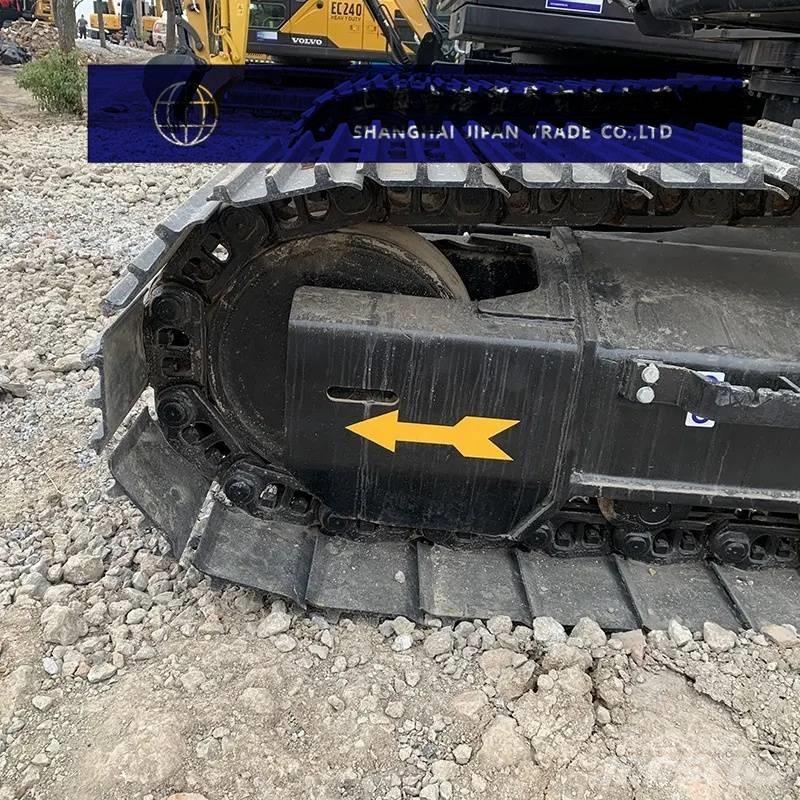 Hitachi ZX 200 Гусеничные экскаваторы