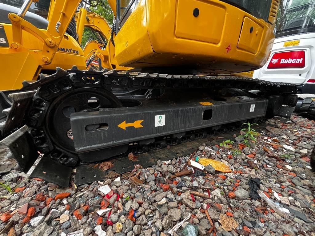 Komatsu PC78US-8 Гусеничные экскаваторы
