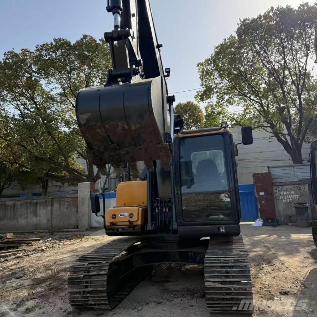 Hyundai R150LC-9S Гусеничные экскаваторы