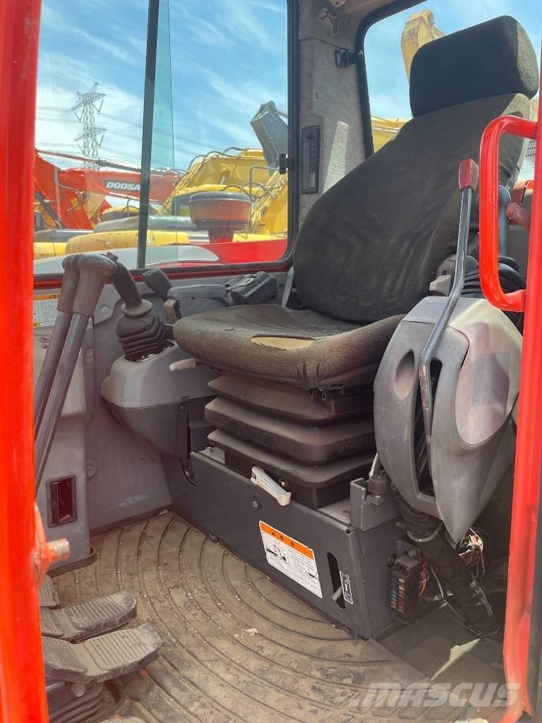 Kubota KX 185-3 Гусеничные экскаваторы