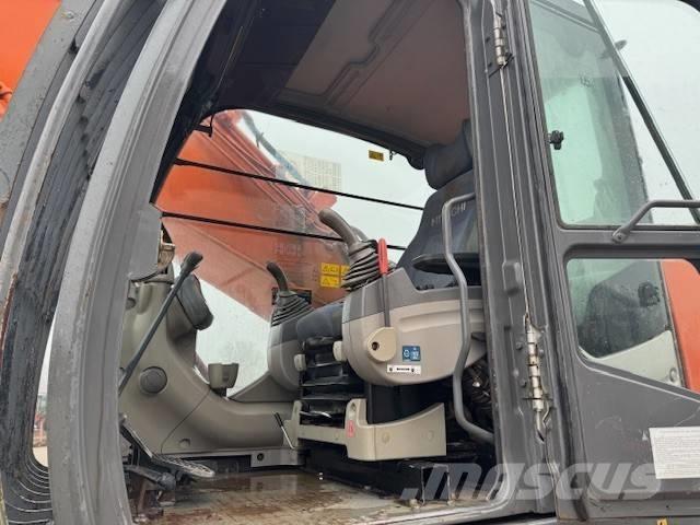 Hitachi ZX 350 LC N Гусеничные экскаваторы