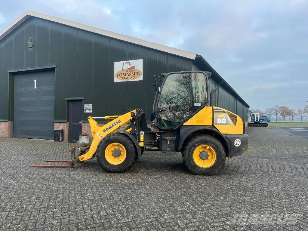 Komatsu WA 80-5 Фронтальные погрузчики