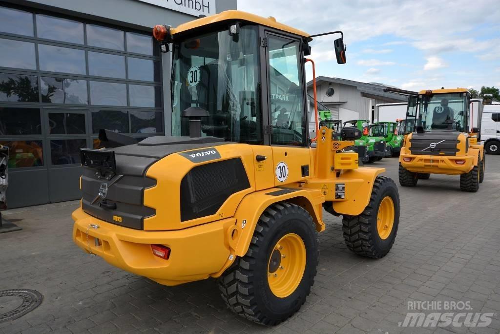 Volvo L 35 HS Фронтальные погрузчики