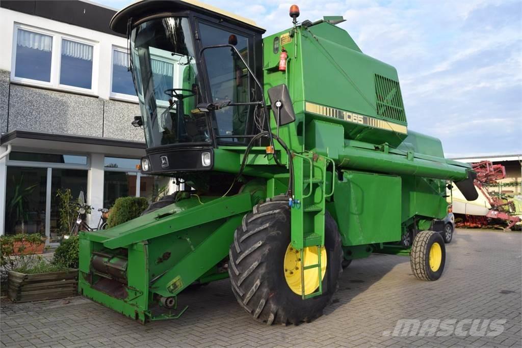 John Deere 1065 Зерноуборочные комбайны